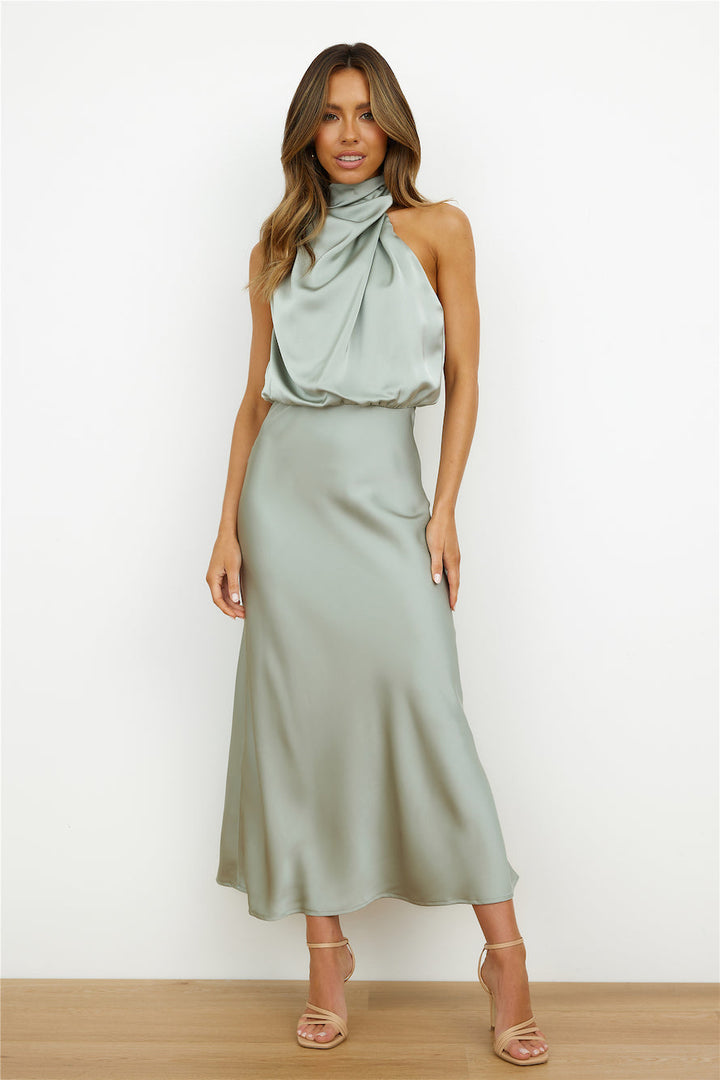 LARA - STRAHLENDES-ABENKLEID