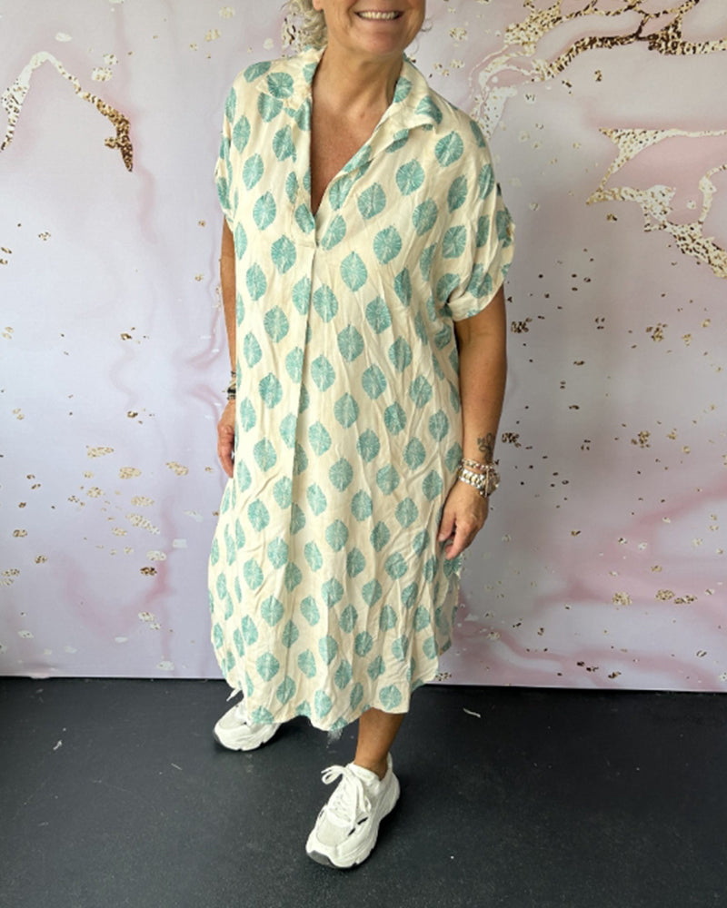 SILKE - SCHMEICHELNDES KLEID MIT V-AUSSCHNITT