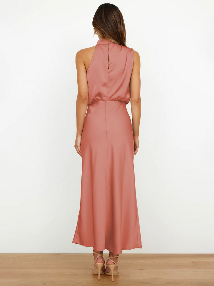 LARA - STRAHLENDES-ABENKLEID