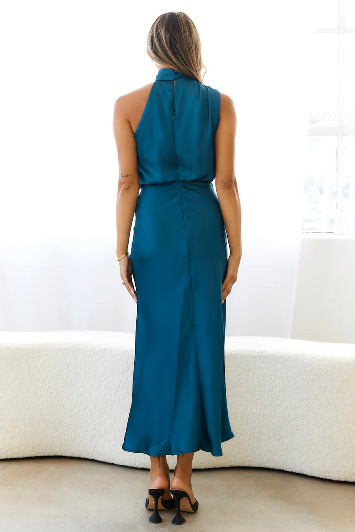 LARA - STRAHLENDES-ABENKLEID