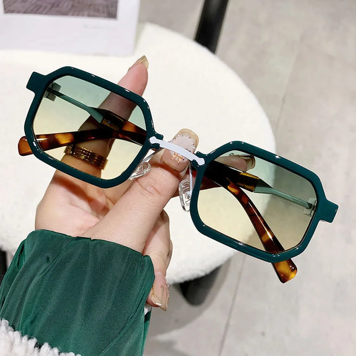 DELIA - SONNENBRILLE