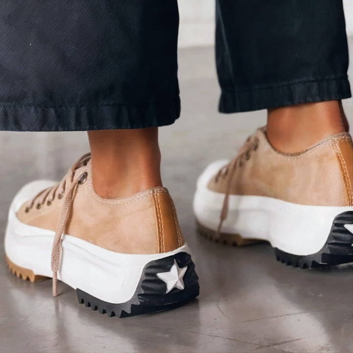 ASTRA - PLATEAU-SNEAKER MIT DICKER SOHLE