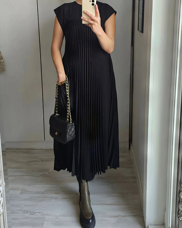 LIVIA - PLISSIERTE TRÄGERKLEID
